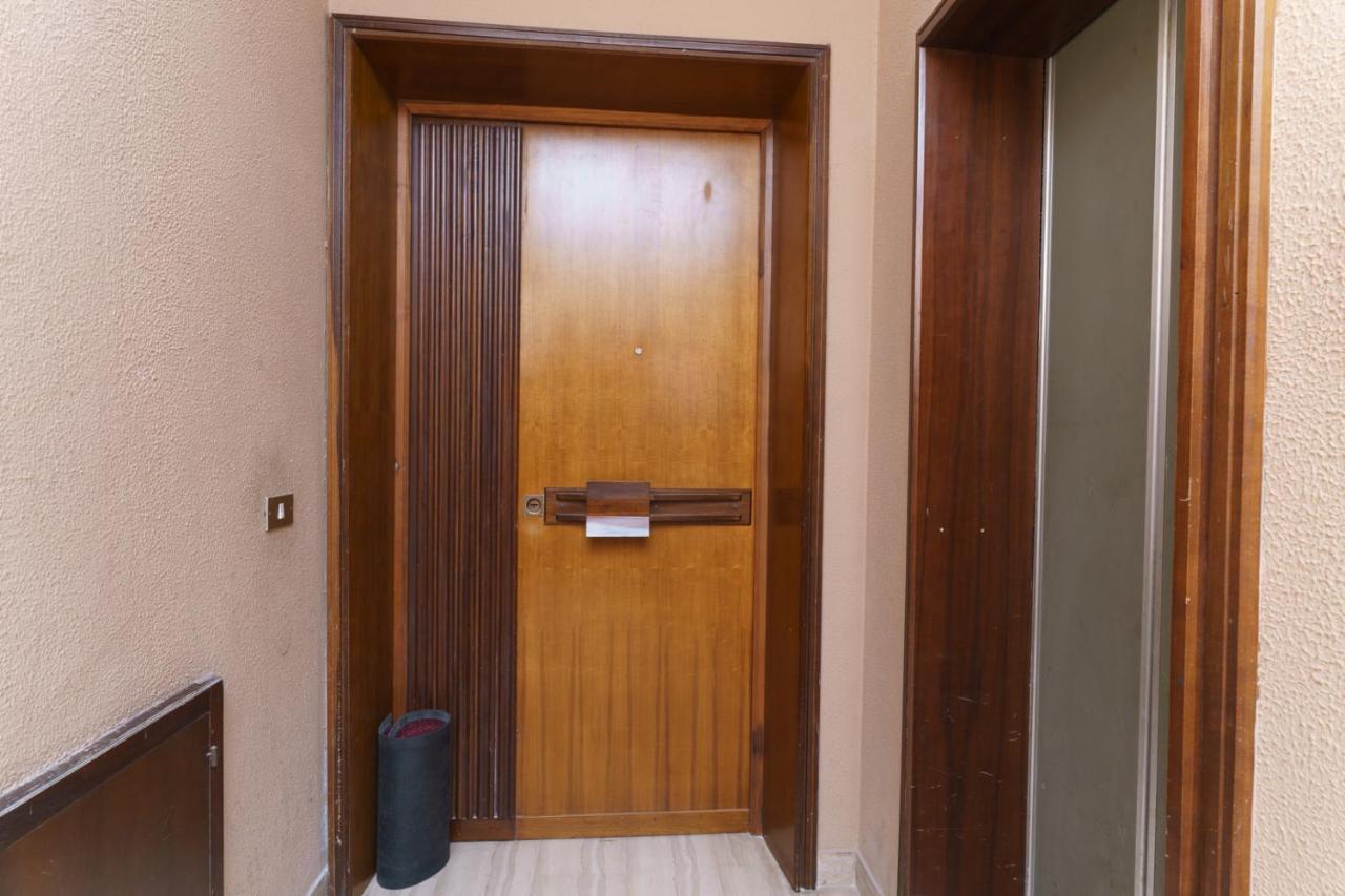 Abissi Room One Step From The Sea Trani Exterior photo